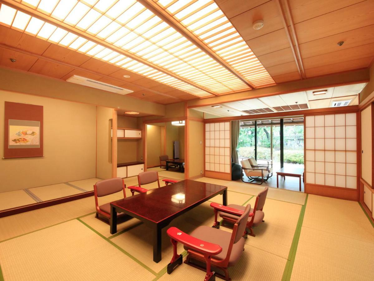 Yamashiro Onsen Miyabi No Yado Kaga Hyakumangoku Hotell Eksteriør bilde